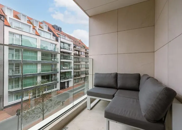 Huswell - Stunning In The Heart Of * Knokke-Heist